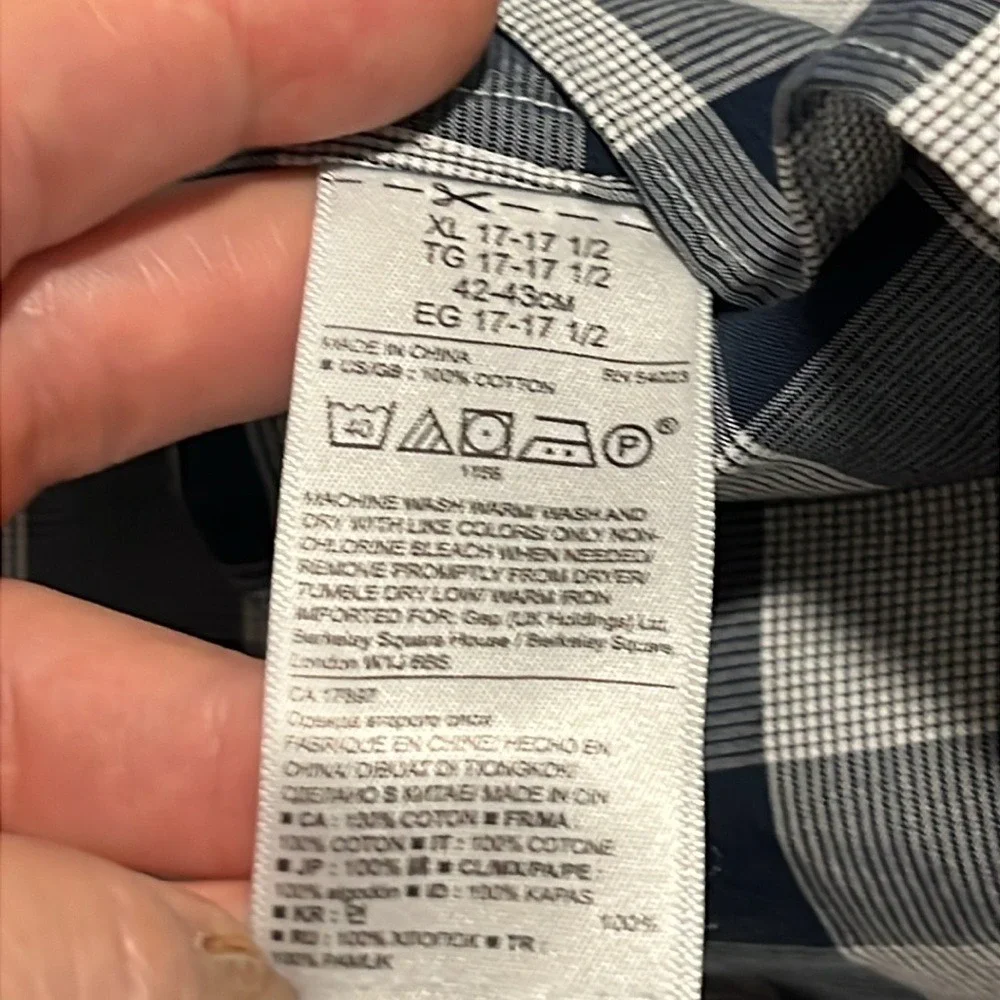 Banana Republic casual button